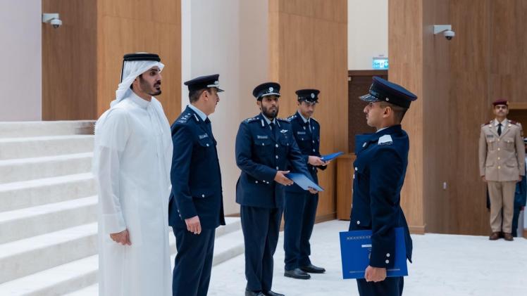 جانب من تكريم الخريجين