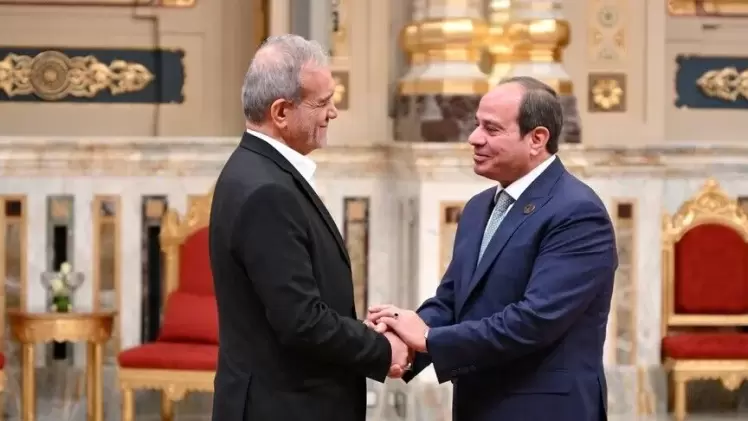 عبد الفتاح السيسي ومسعود بزشكيان