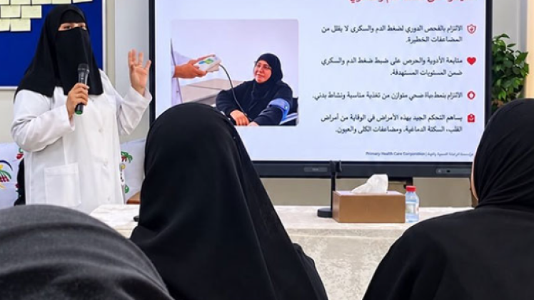 جانب من الجلسات التوعوية