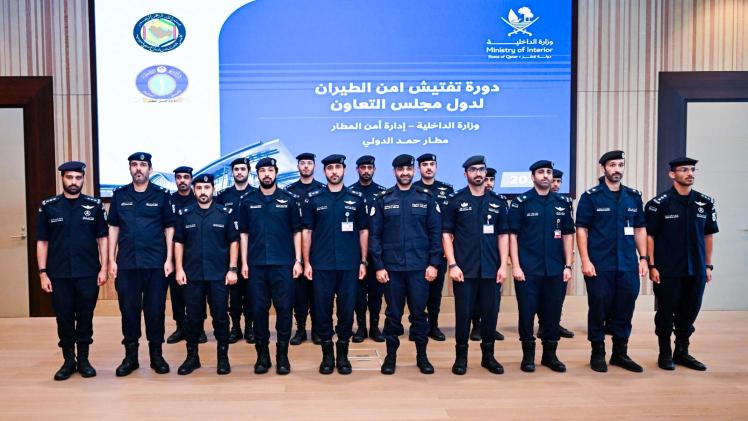 صور للمشاركين في الدورة التدريبية
