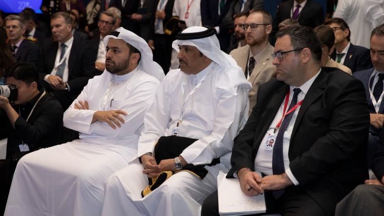 جانب من مشاركة سعادة وزير الدولة بوزارة الخارجية في المؤتمر