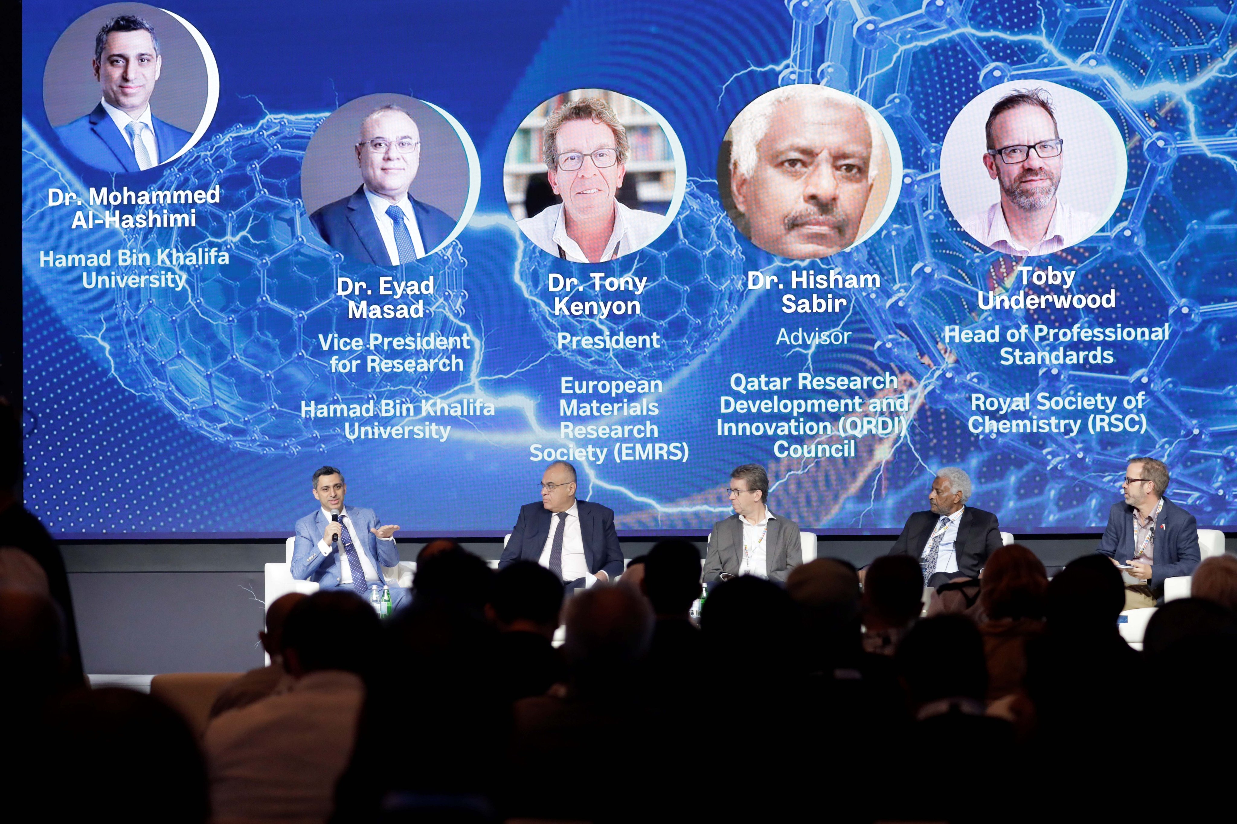 G418eiMW8AA73_O.jfif