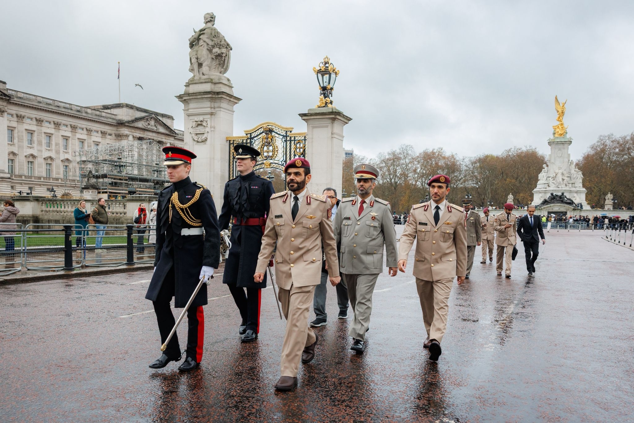 G6i5H9QWUAAtegJ.jfif