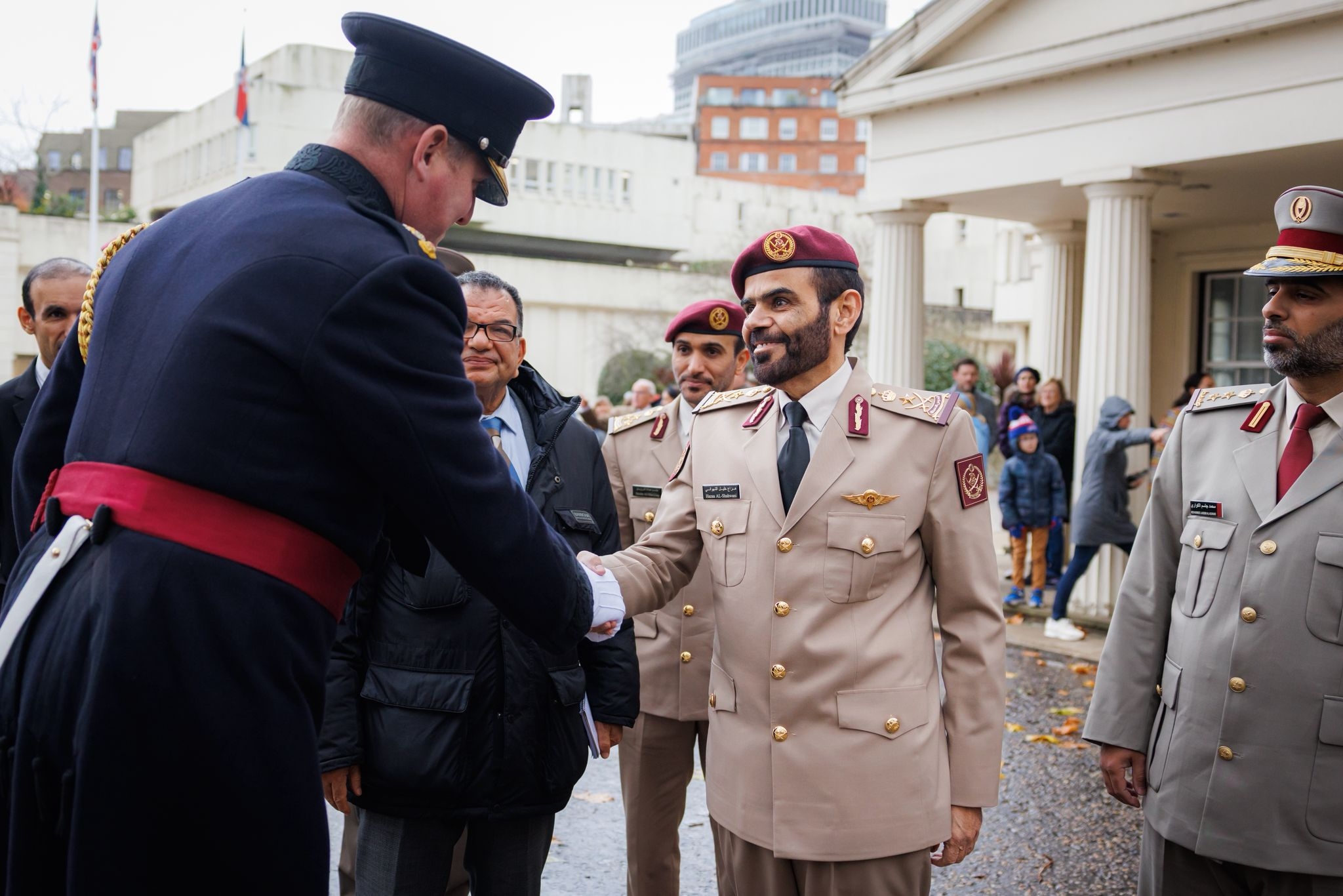 G6i5H7UWAAAqxHl.jfif