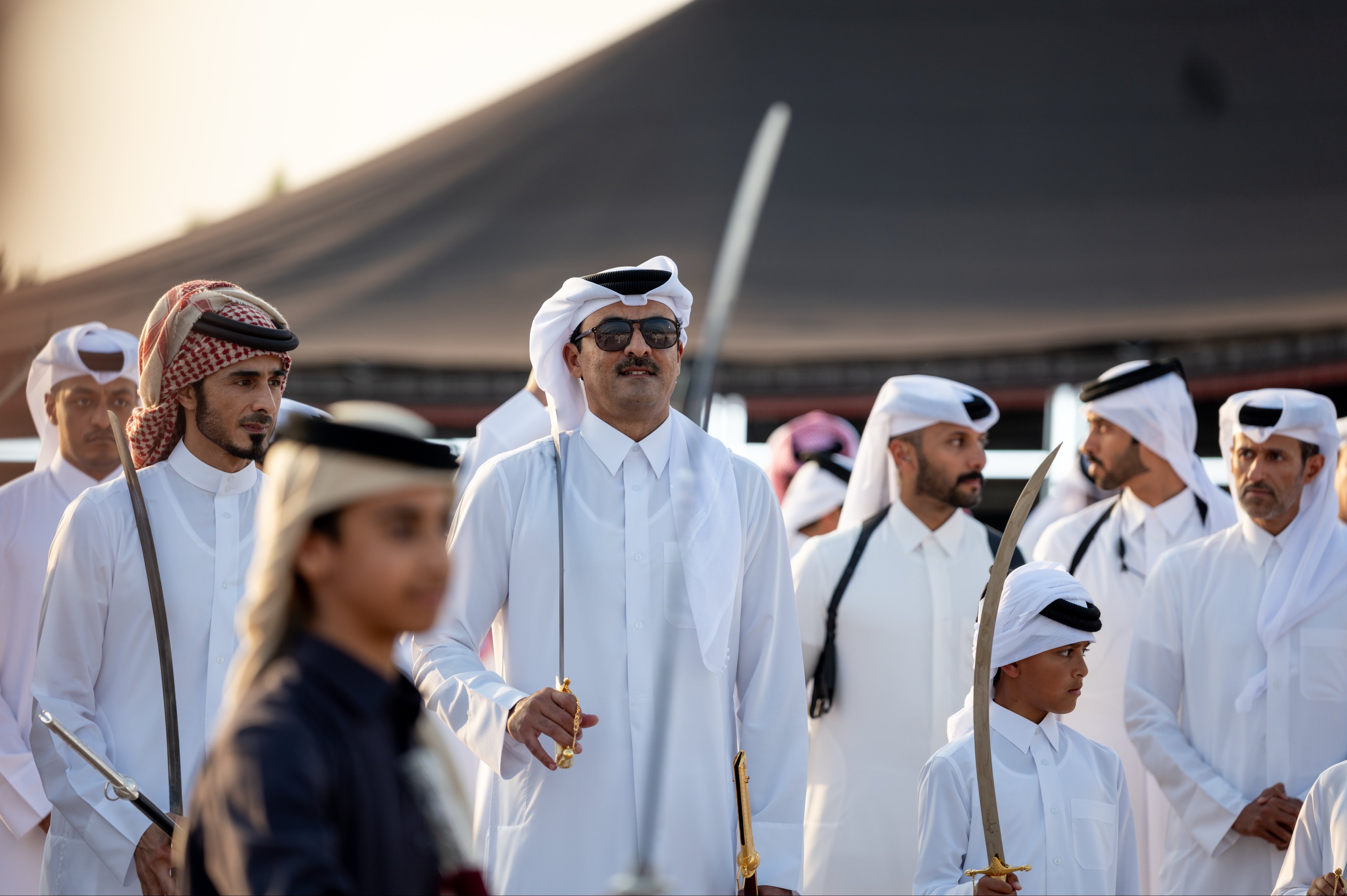 G8YsRgiXwAA1yXL.jfif