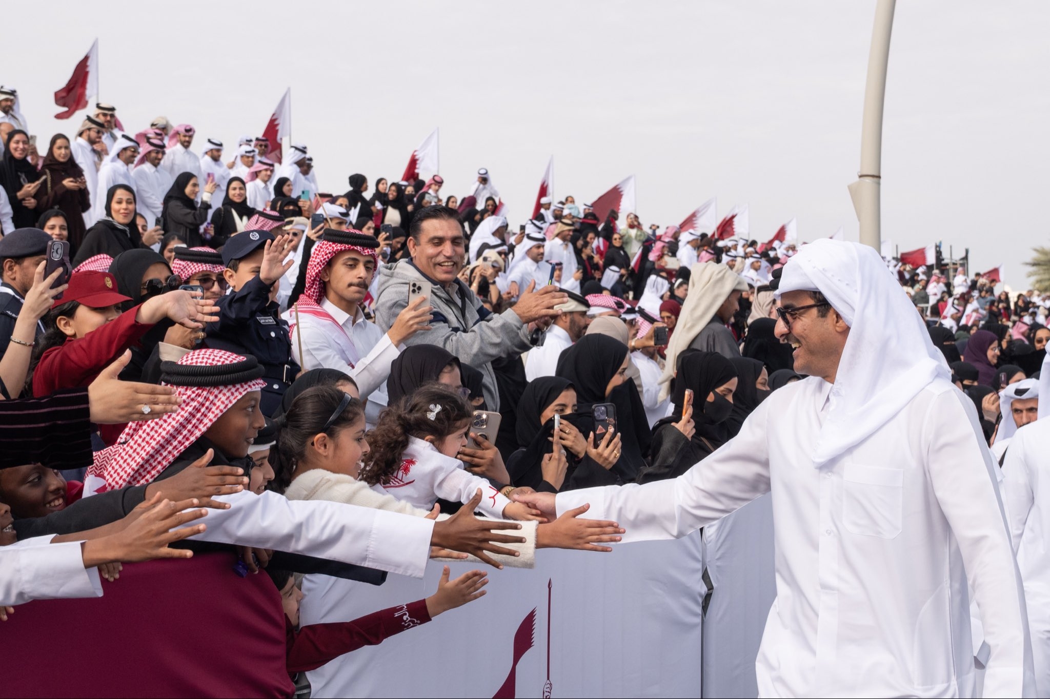 G8cg6p3XkAAw1Ge.jfif