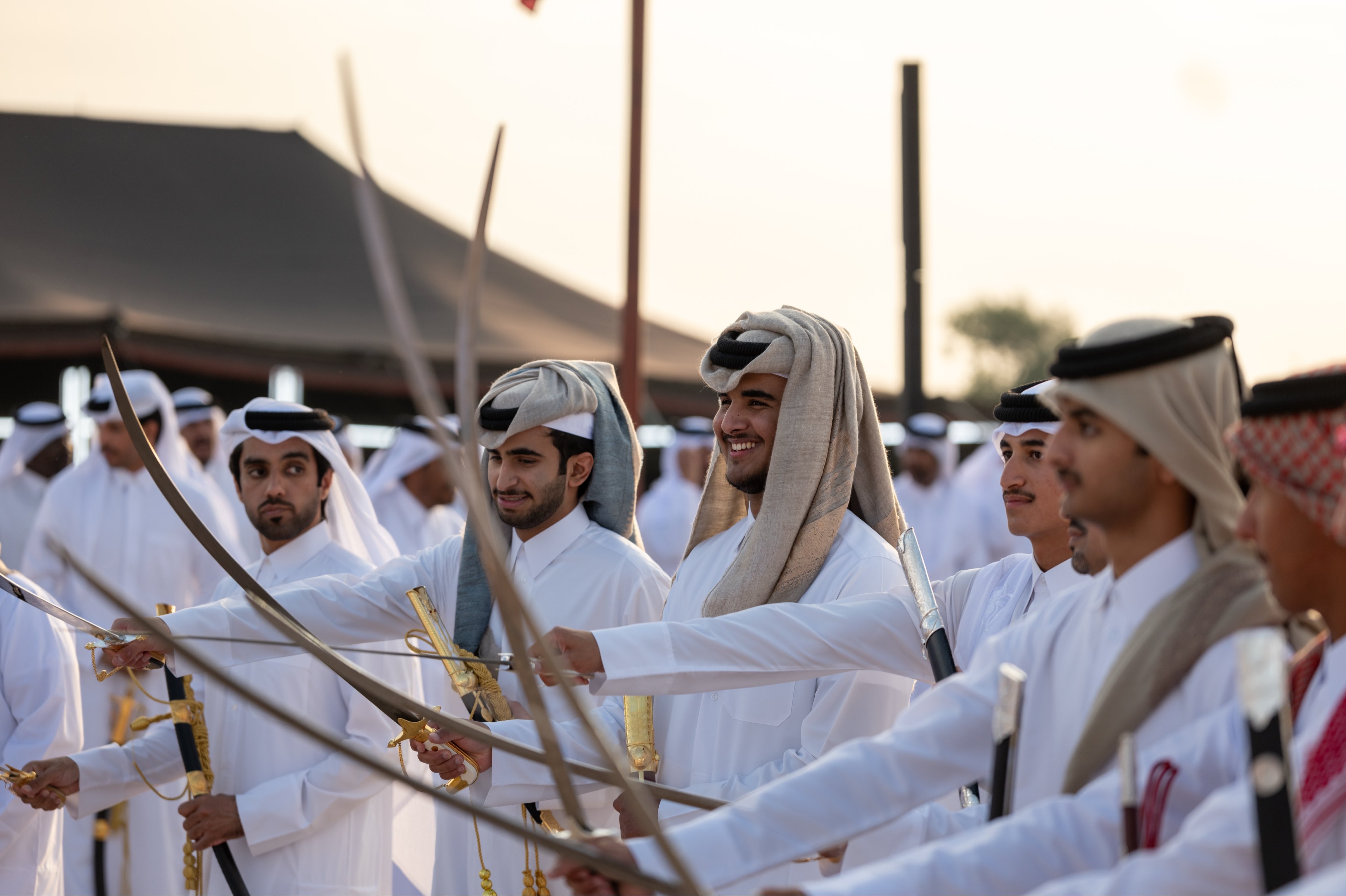 G8YsRgdXAAEvklh.jfif