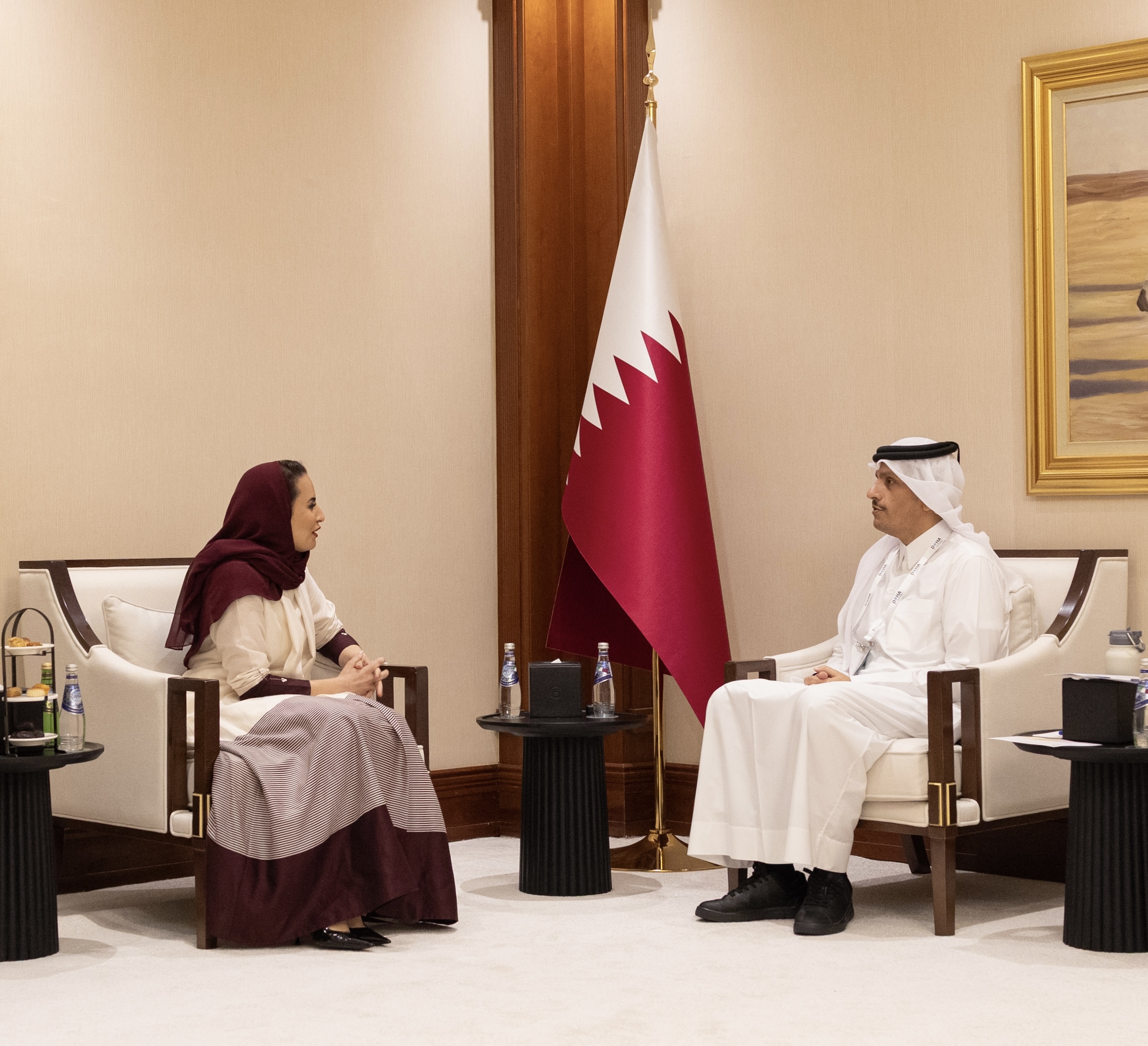 G7kE07tW0AAfE_a.jfif