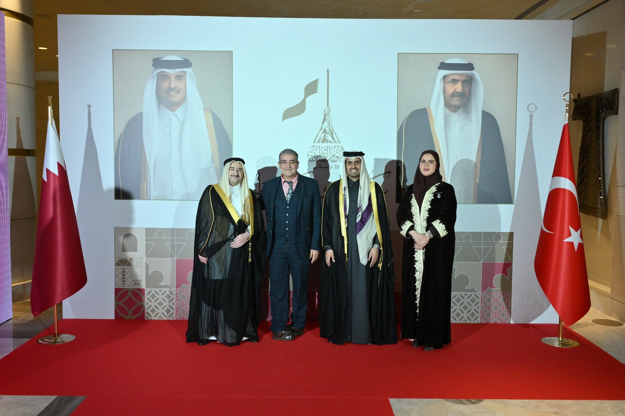 G8cScvqXYAAssi_.jfif