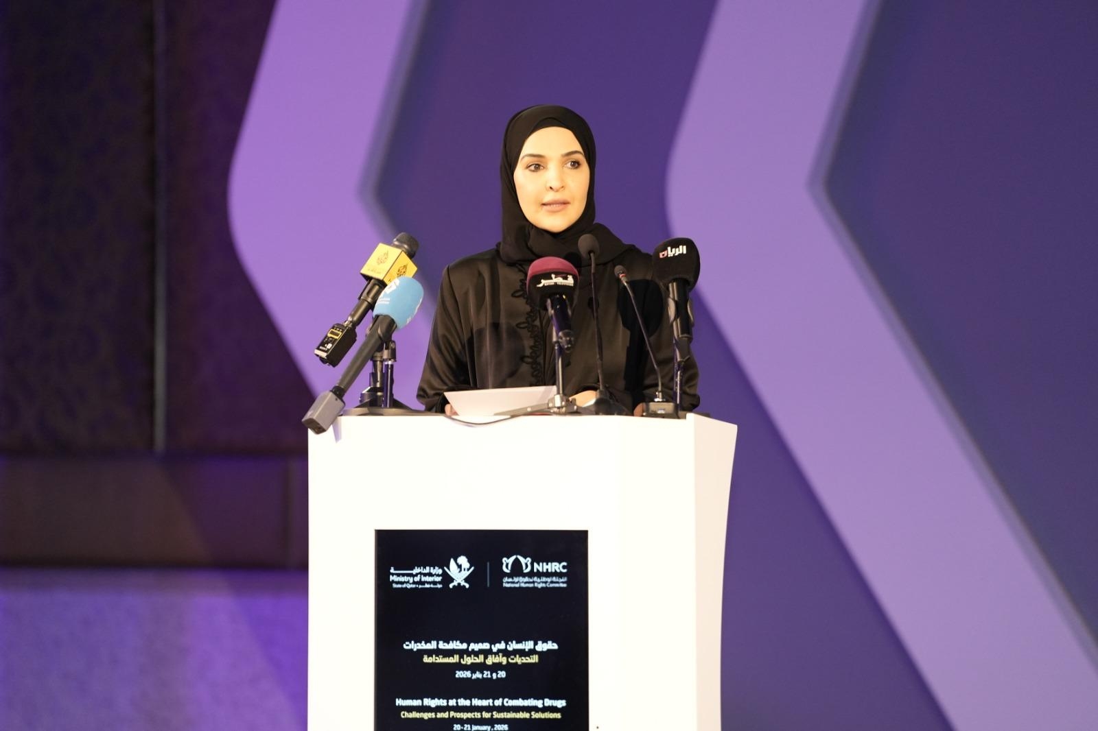 G_NORAEWsAAv6vO.jfif