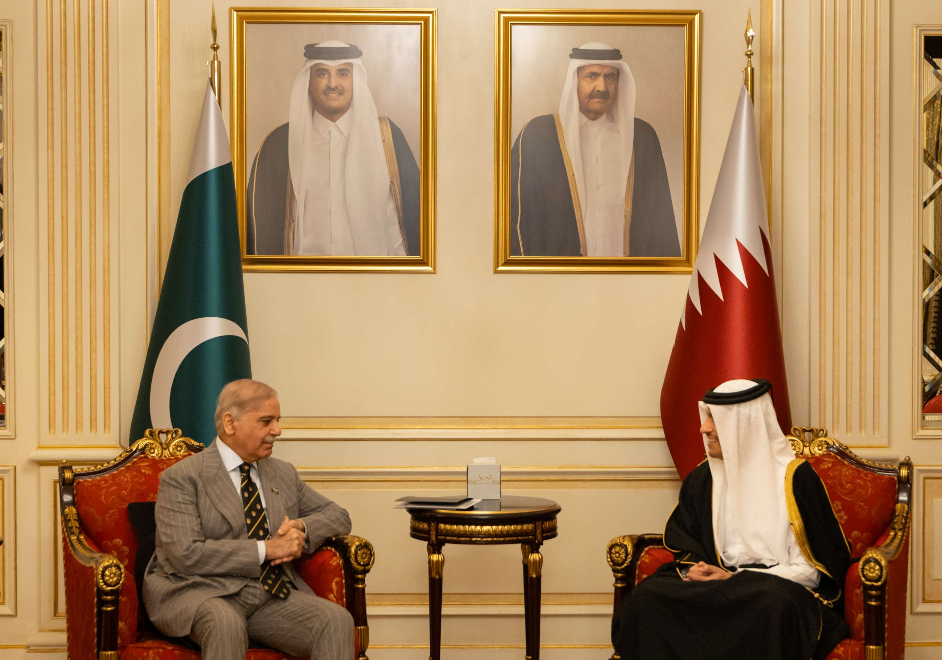 HB8n_zuXAAEPm_s.jfif