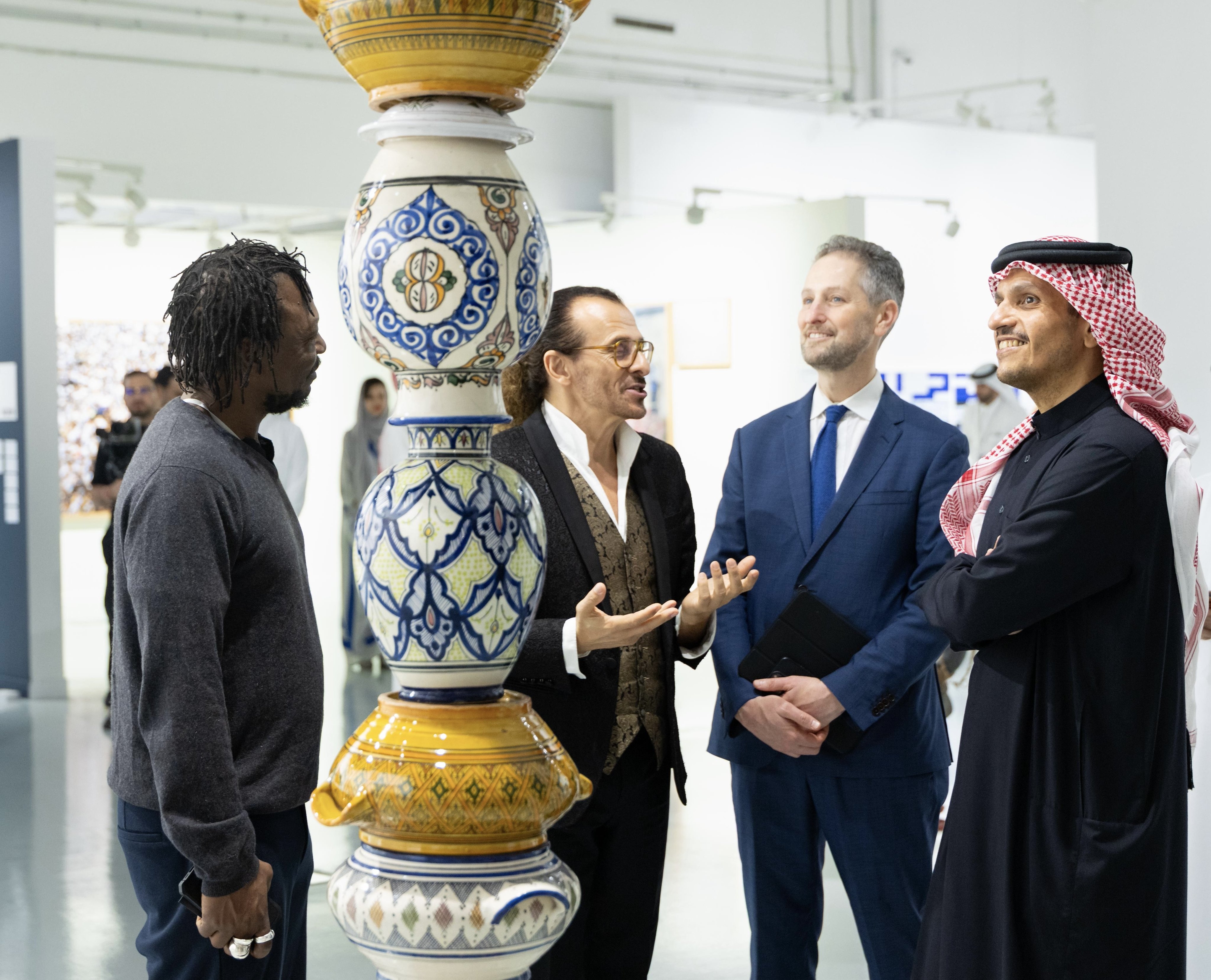 HAQTZbRX0AAKyHC.jfif