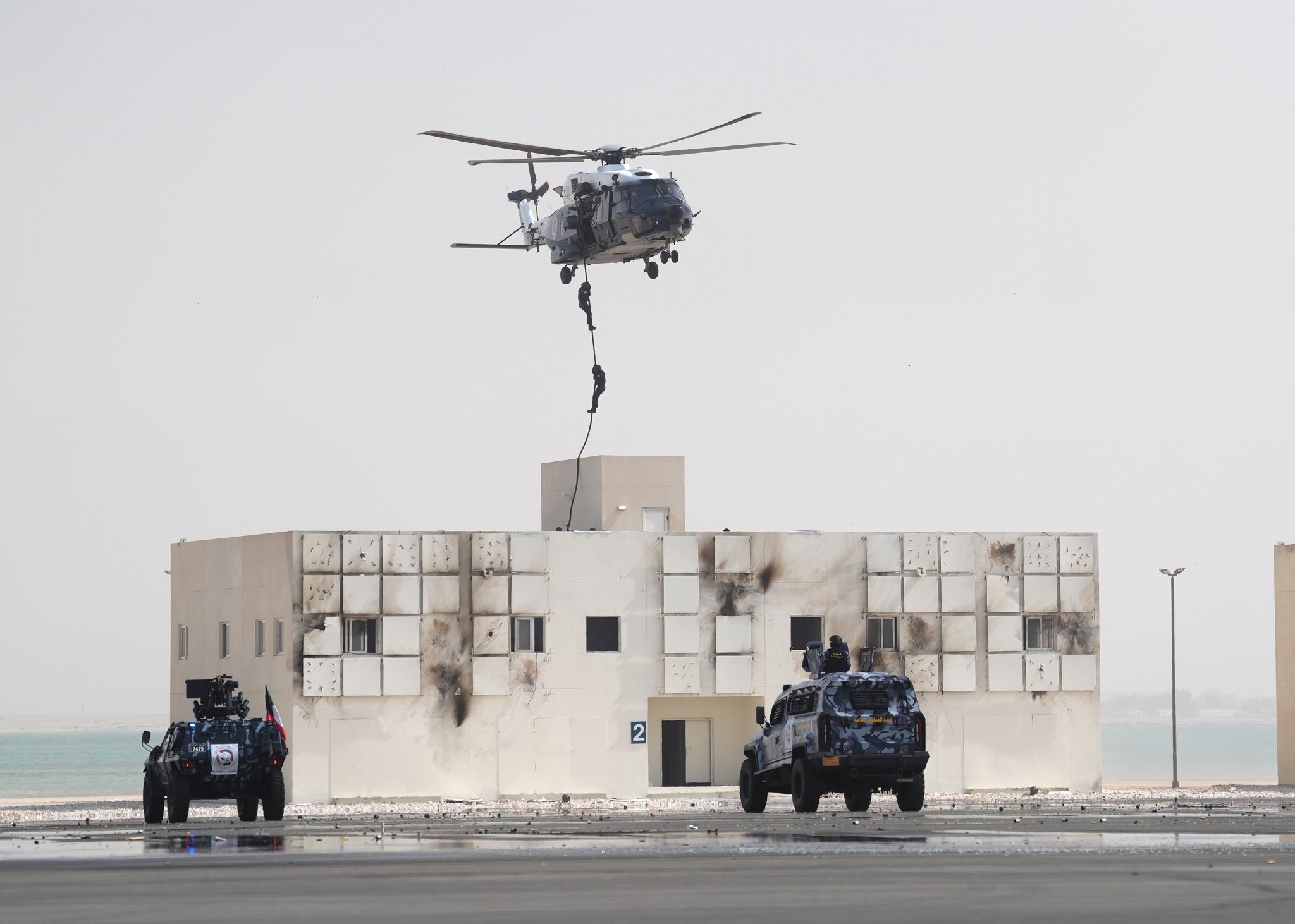 HAVOIhwXoAAhM-V.jfif