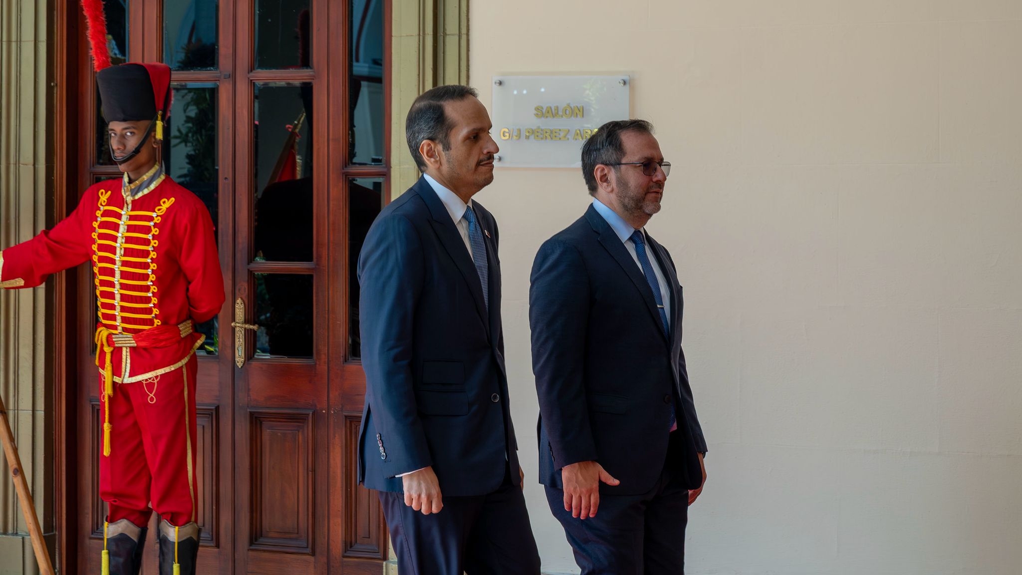 HBdcHLSWIAAJGIp.jfif