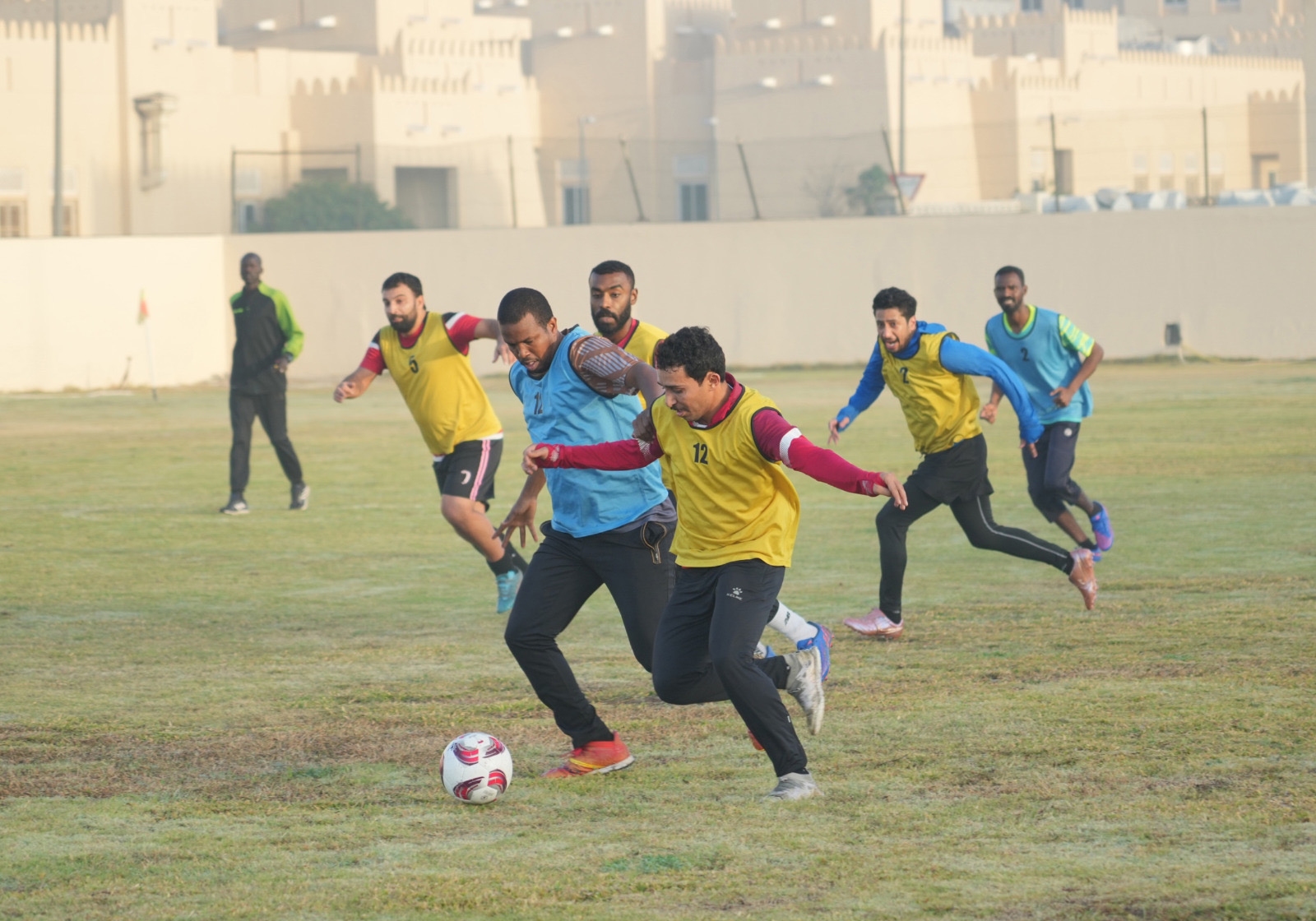 HAzpAliXIAAgZw8.jfif