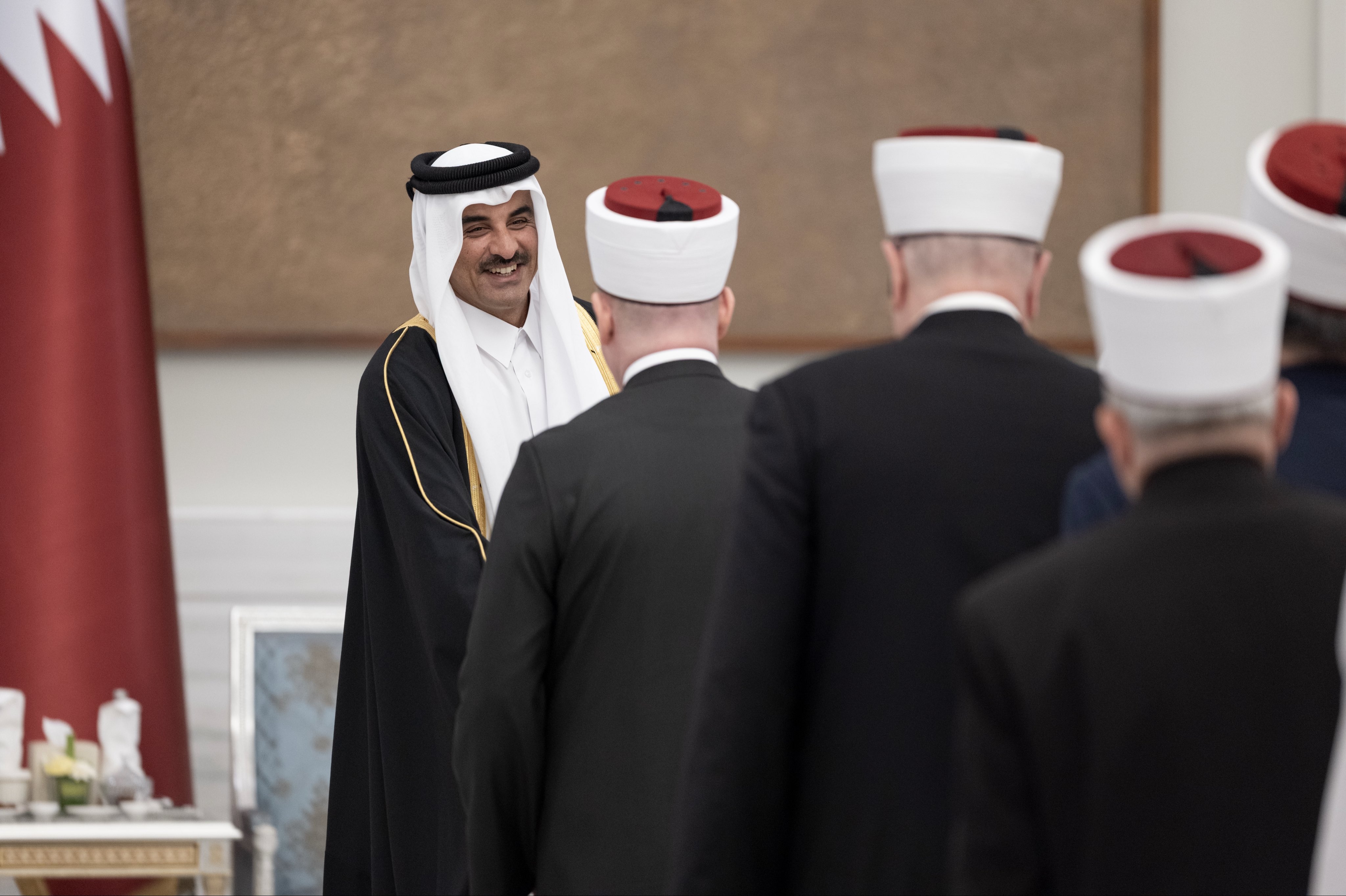 HB2xtPzWMAAPyuH.jfif