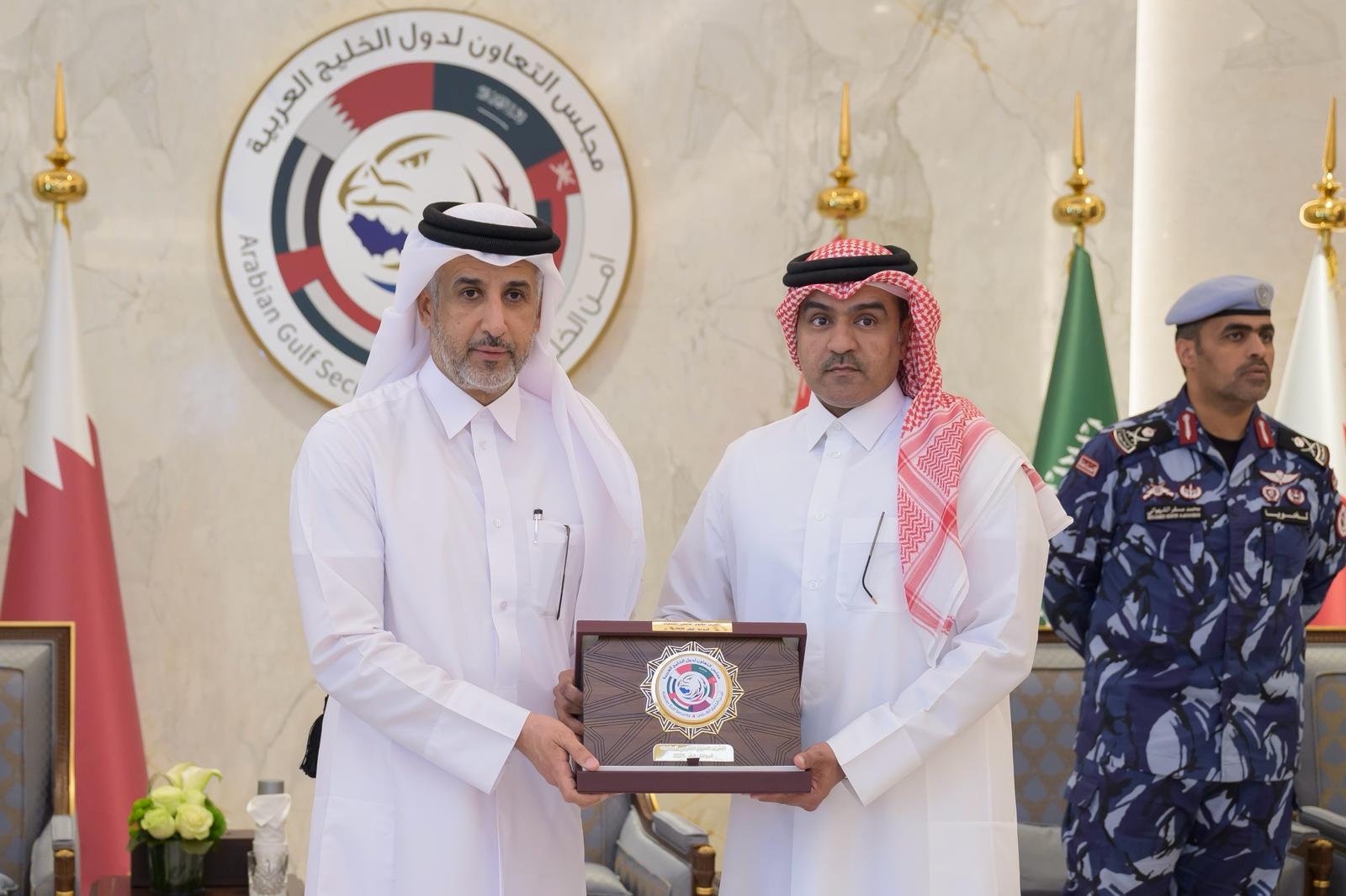 HAVcq6GXYAAFEt5.jfif