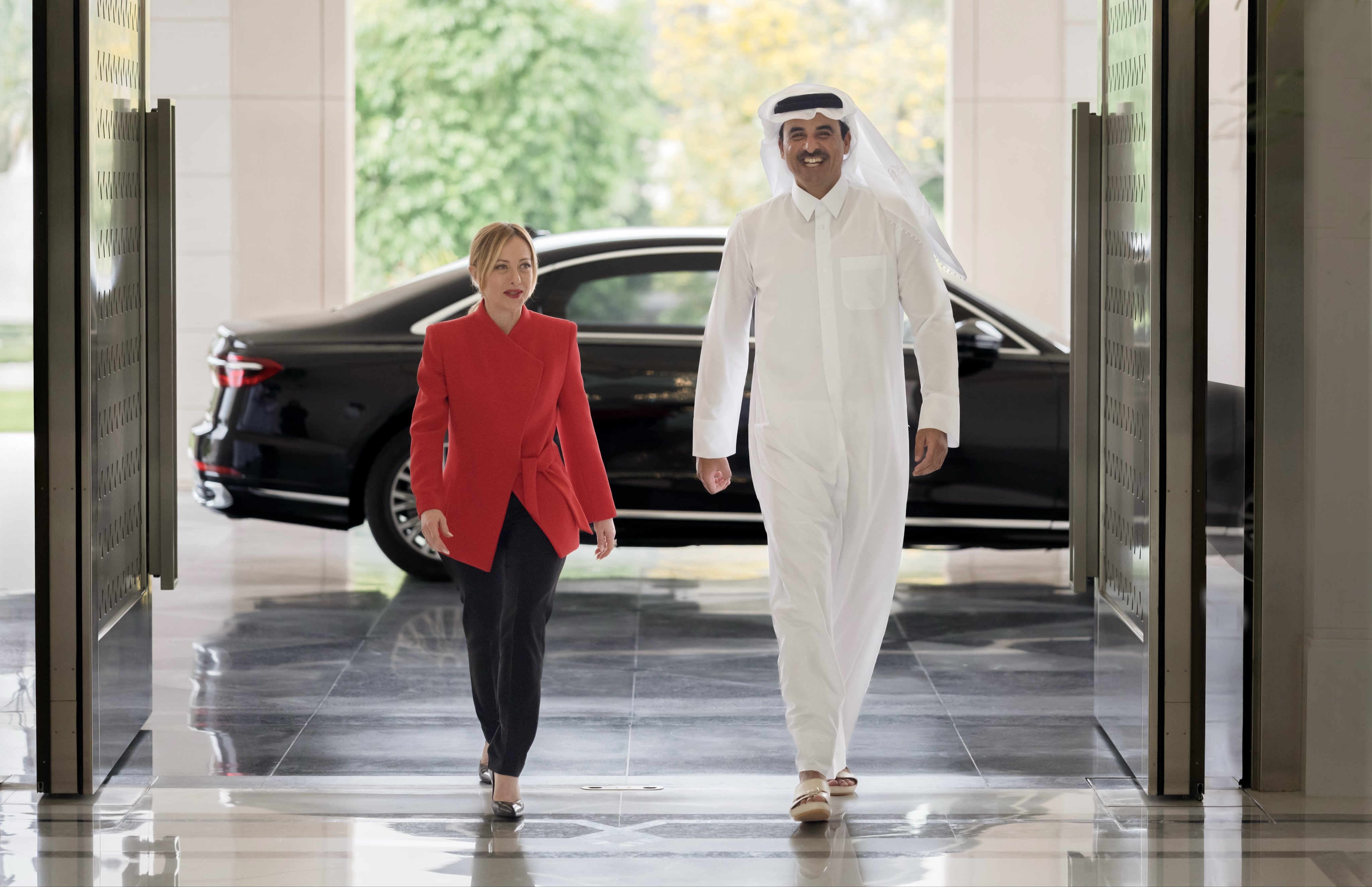 HFDo7LyW4AAO2OE.jfif